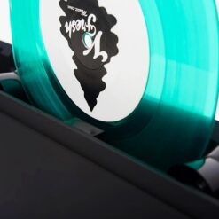 vinyl record in vinyl record clean 2000x